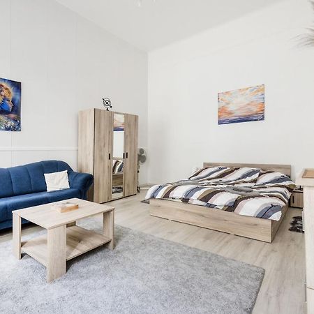 Lovely Studio In The Heart Of Budapest Exterior photo